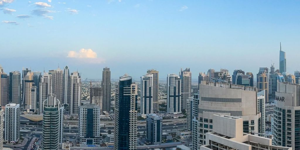 This article explains why a robust market analysis is essential for any Dubai business plan or commercial real estate investment in 2026. It reviews the macro d...