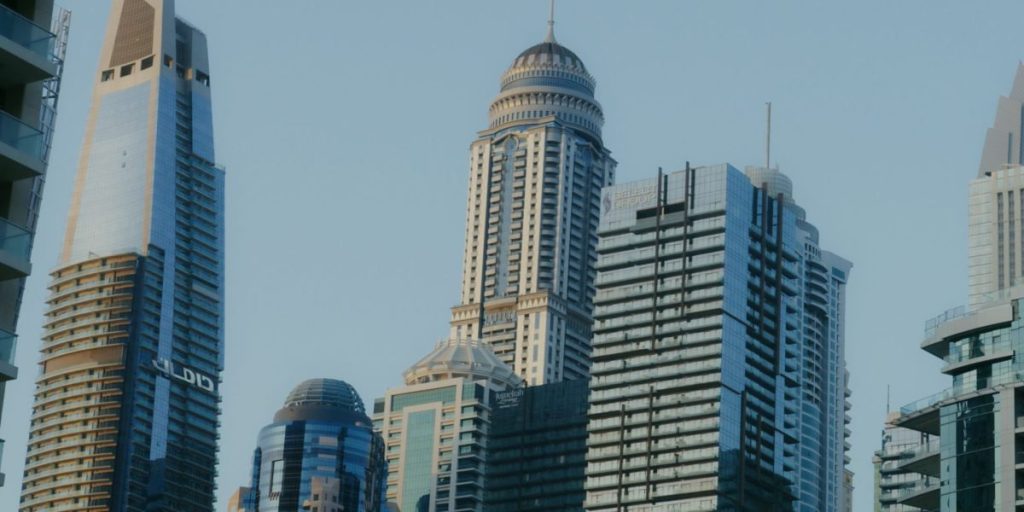 This article explains why Dubai real estate sellers and developers must use specialised social media marketing in 2026 and how to choose the right agency. It co...