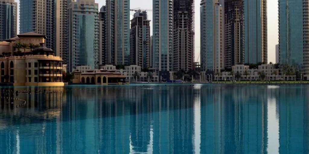 This guide explains how Dubai's real estate market works in 2026 and gives you the practical vocabulary and steps needed to buy, rent, or invest with confidence...