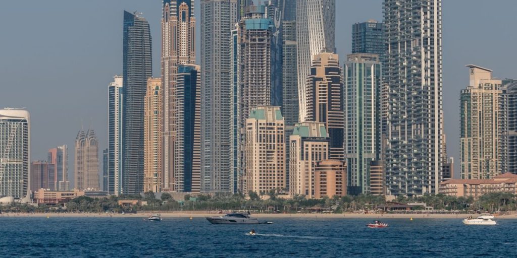 This article explains why choosing the right real estate consultant in Dubai matters and shows you how to pick one you can trust. It covers the role consultants...